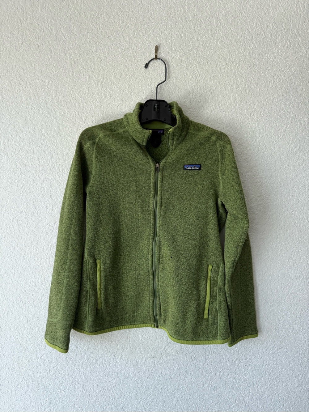 Patagonia Women’s Green Full-Zip Fleece Jacket